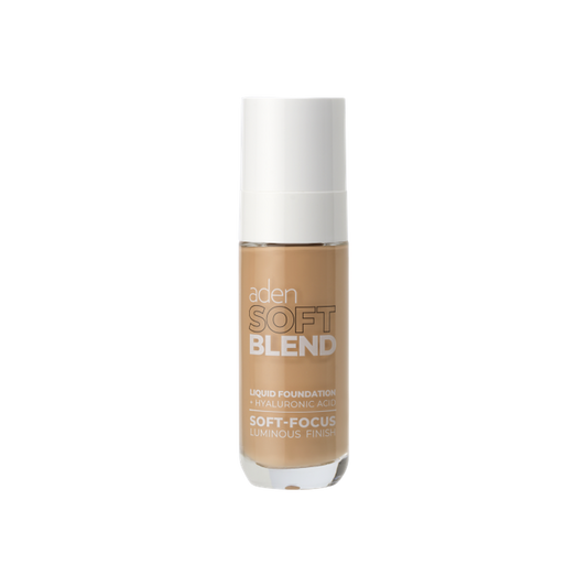 Aden Soft Blend 03 Nude υγρό foundation με υαλουρονικό οξύ, σε φυσική nude-μπεζ απόχρωση και luminous soft-focus φινίρισμα, σε λευκό φόντο