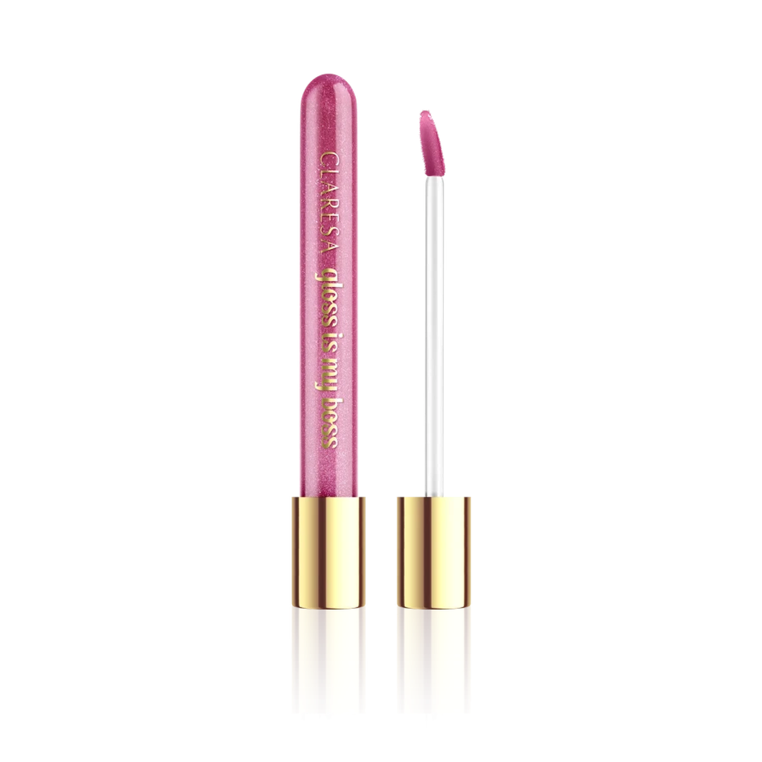 Claresa Gloss Is My Boss 09 Smartie 5ml lip gloss σε έντονη φούξια-ροζ απόχρωση με διακριτικό shimmer και λαμπερό glossy φινίρισμα, σε λευκό φόντο