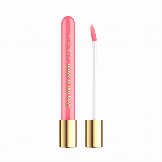 Claresa Gloss Is My Boss 12 Queen Bee 5g lip gloss σε peachy ροζ απόχρωση με λαμπερό glossy φινίρισμα, σε λευκό φόντο