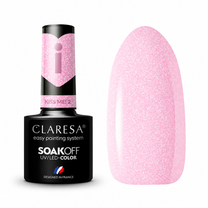 Claresa Kiss Me! 2 5g ροζ ημιμόνιμο βερνίκι νυχιών με απαλή ροζ glitter απόχρωση και λαμπερό φινίρισμα UV/LED